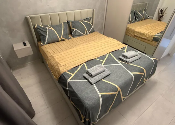 91 Free Parking Apartment *
